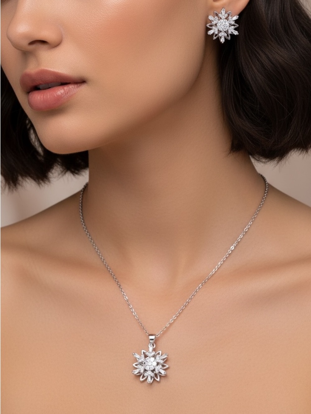 White Gold Plated CZ Snowflake Fidget Pendant Necklace. New.